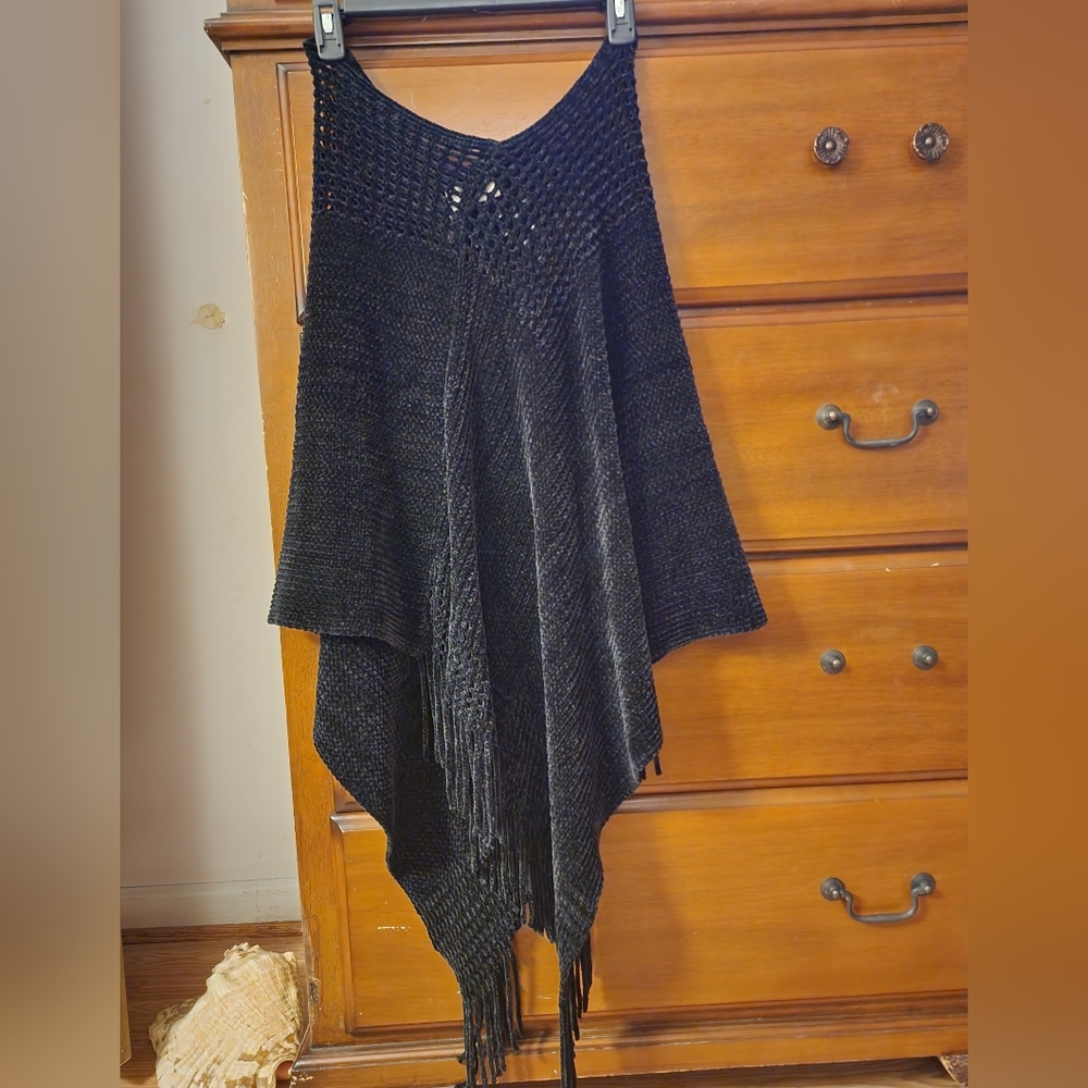 Poncho ( LAST  ONE LEFT)